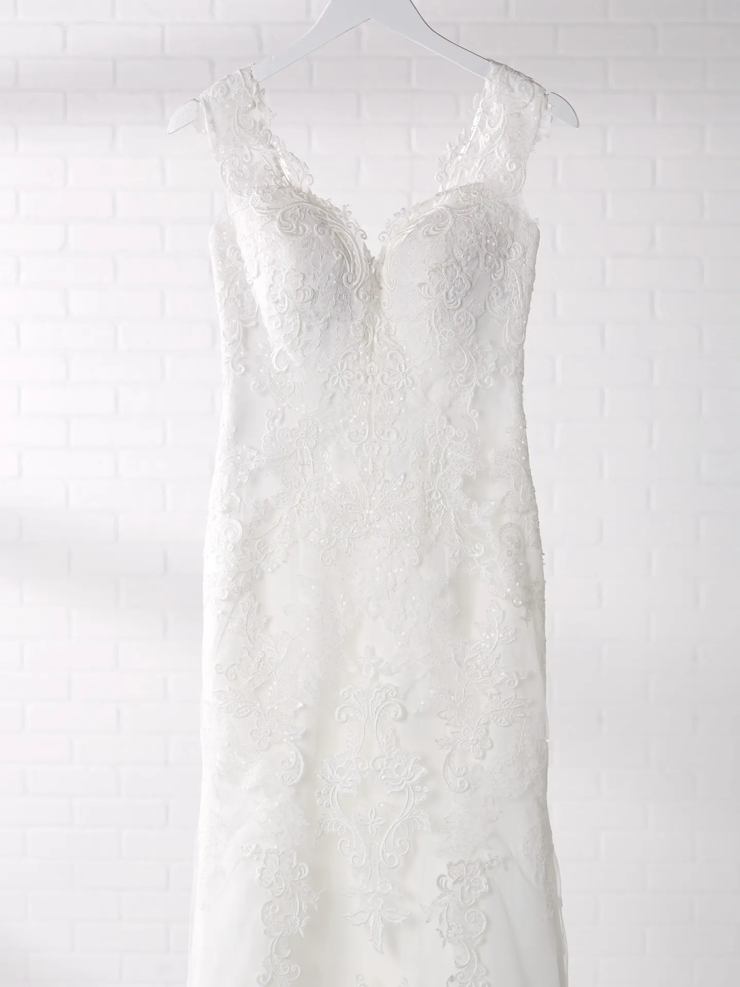 Rebecca Ingram Wedding Dress Daphne Lynette 20RC182AC Curve-Color1