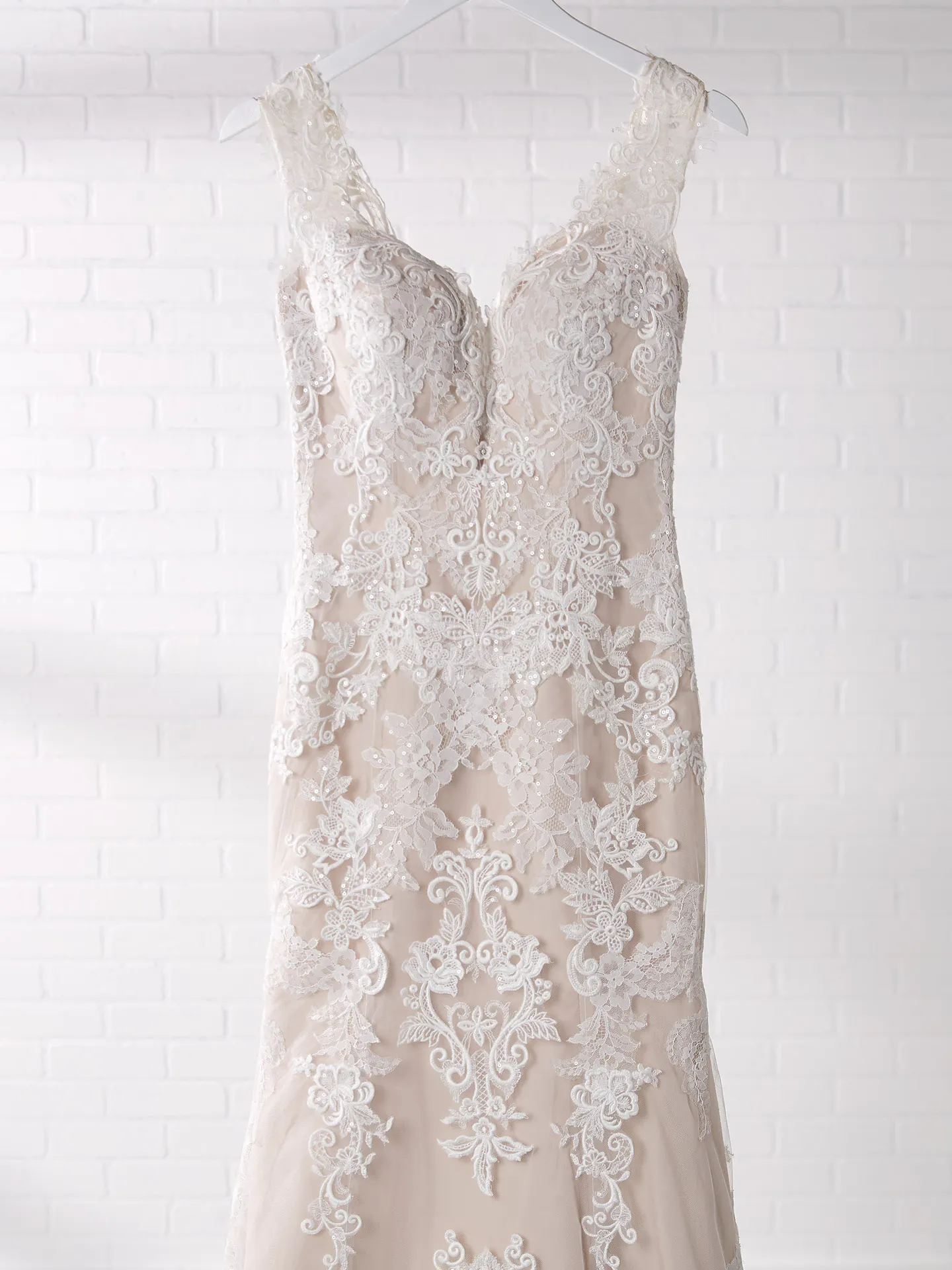 Rebecca Ingram Wedding Dress Daphne Lynette 20RC182AC Curve-Color2
