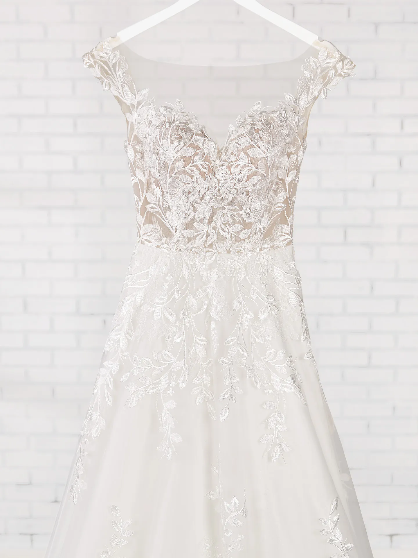 Rebecca Ingram Wedding Dress Wanda 20RS208 Color1
