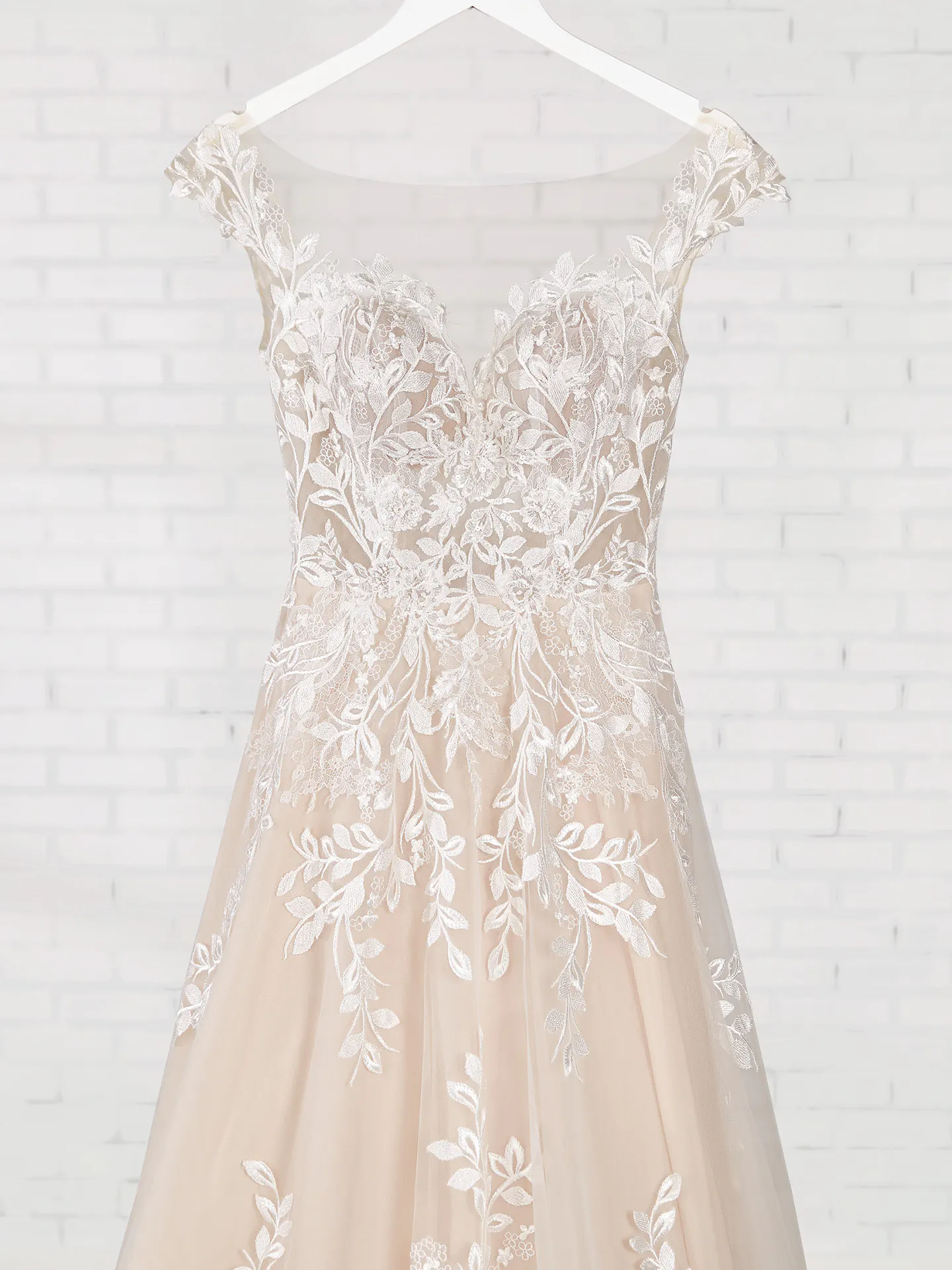 Rebecca Ingram Wedding Dress Wanda 20RS208 Color3